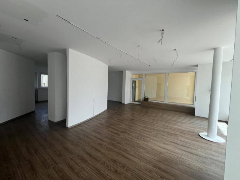Kaufbeuren Top-Lage in Neugablonz - Helle Ladenfläche mit 105 m² Gewerbe mieten