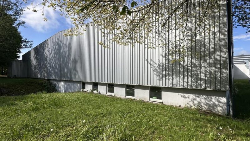 Leutkirch im Allgäu Attraktive Gewerbehallen zw. 675 und 4.990 m² mit top Infrastruktur in Leutkirch zu vermieten Gewerbe mieten