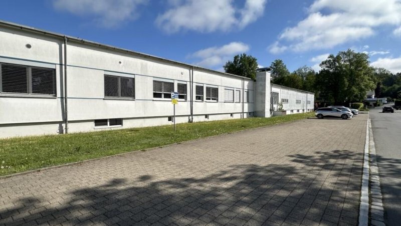 Leutkirch im Allgäu Attraktive Gewerbehallen zw. 675 und 4.990 m² mit top Infrastruktur in Leutkirch zu vermieten Gewerbe mieten