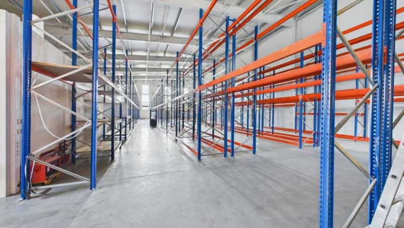 Leutkirch im Allgäu Attraktive, neuwertige Gewerbehalle mit Büroräumen und sehr guter Infrastruktur in Leutkirch i.A. Gewerbe mieten