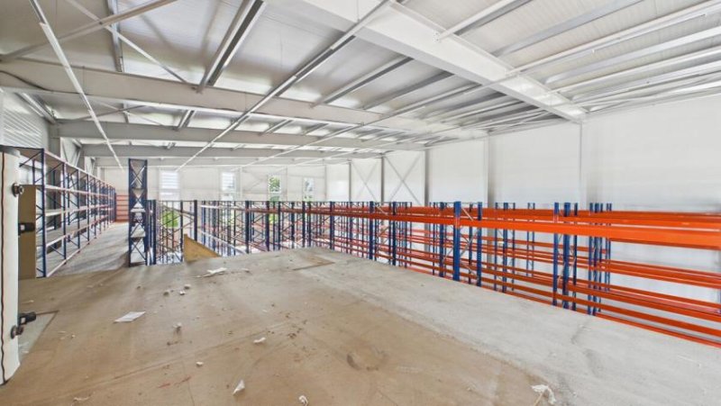 Leutkirch im Allgäu Attraktive, neuwertige Gewerbehalle mit Büroräumen und sehr guter Infrastruktur in Leutkirch i.A. Gewerbe mieten