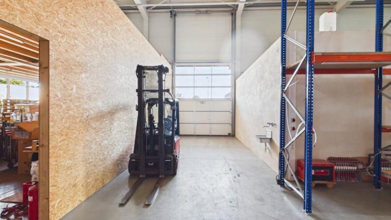 Leutkirch im Allgäu Attraktive, neuwertige Gewerbehalle mit Büroräumen und sehr guter Infrastruktur in Leutkirch i.A. Gewerbe mieten