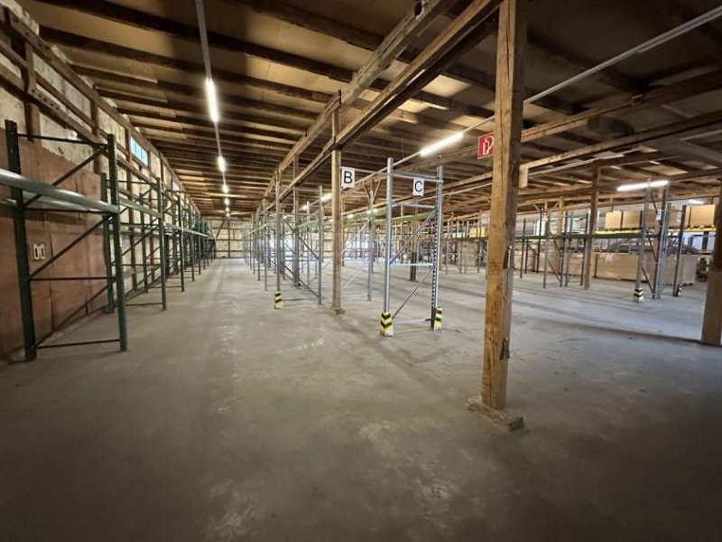 Leutkirch im Allgäu Attraktive Produktions-/Lagerhalle mit sehr guter Infrastruktur in Leutkirch i.A. mit ca. 700 m² Gewerbe mieten