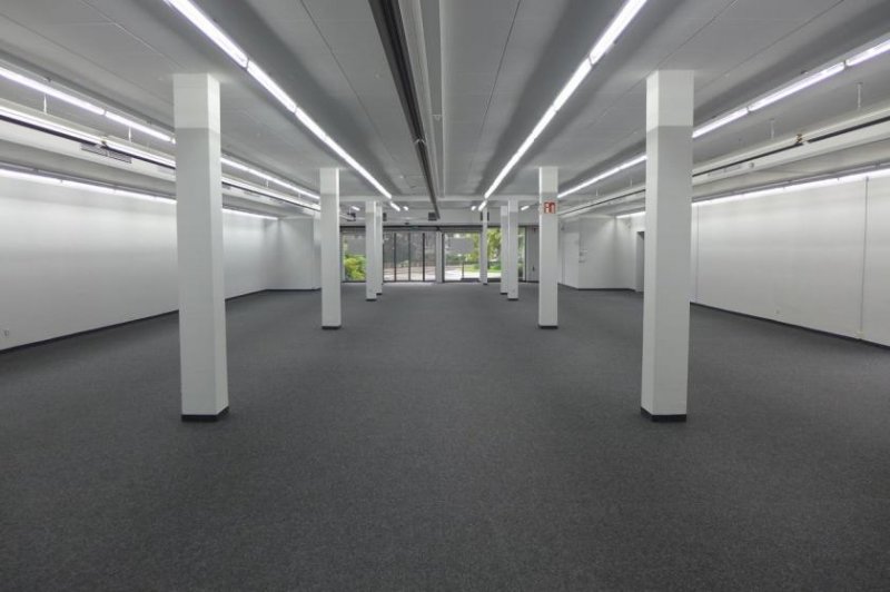 Leutkirch im Allgäu Großes Einzelhandels-, Büro- oder Praxisfläche in Top-Lage von Leutkirch ab 2027 zu vermieten. Gewerbe mieten