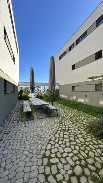 Leutkirch im Allgäu Hochwertige 2-Zi-Wohnung mit überdachter/m Loggia/Balkon in bester Lage von Leutkirch zu vermieten Wohnung mieten