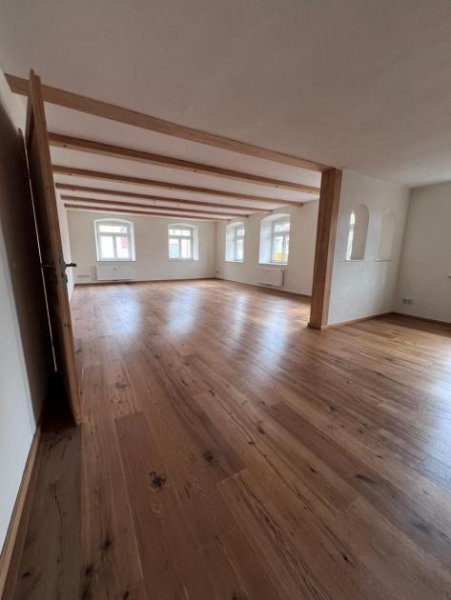 Leutkirch im Allgäu Hochwertige 4,5-Zi-Whg (bei Bedarf 5,5-Zi) in idyllischer Dorflage mit herrlichem Ausblick & Balkon Wohnung mieten