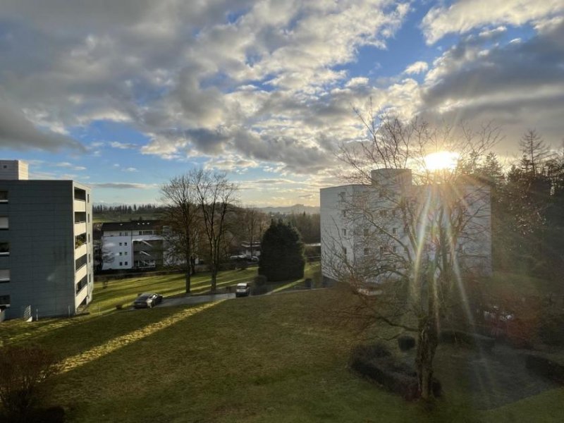Leutkirch im Allgäu Schöne hochwertig renovierte 4-Zimmer-Wohnung mit Weitblick in Leutkirch Wohnung mieten