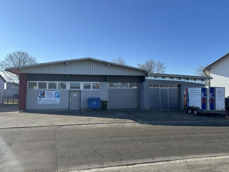 Leutkirch im Allgäu Vielseitig nutzbare Gewerbeimmobilie (Halle/Ausstellung/Werkstatt) in Leutkirch zu vermieten Gewerbe mieten