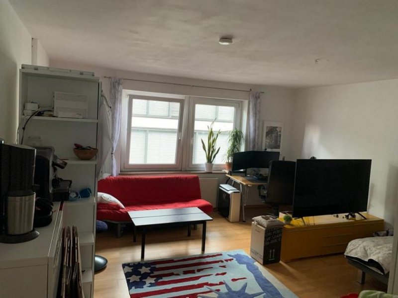 Ulm WG - Wohnen für max 3 Personen im 3.OG.zentrale Lage in Ulm - Mitte Wohnung mieten