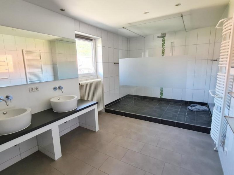 Blaubeuren Wohnkomfort pur in beliebter Wohnlage - zeitgemäß, großzügig, ruhig! Wohnung mieten