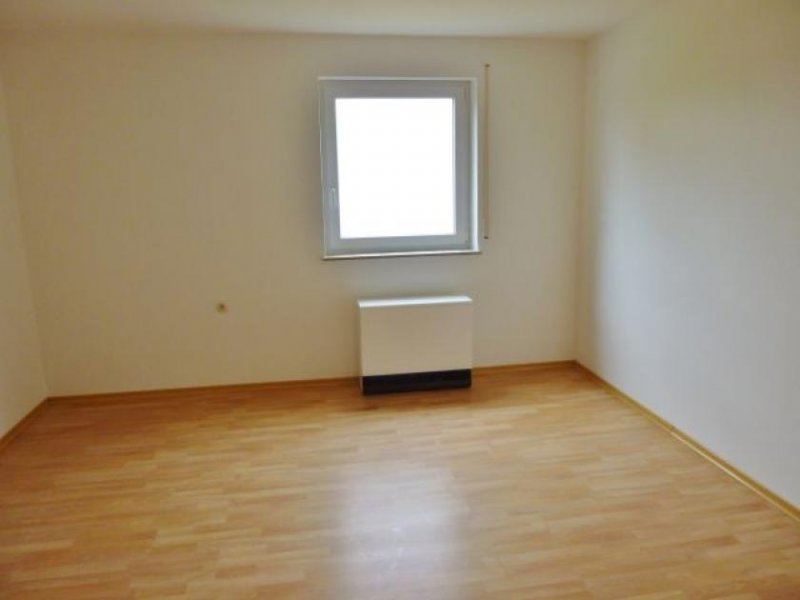Bernstadt 3-Zi.-Whg. mit Balkon für maximal 3 Personen Wohnung mieten