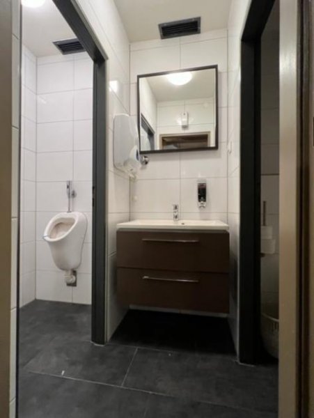 Neu-Ulm Caffe-Bar kleine Gastronomiefläche Zentrale Lage in Neu-Ulm Gewerbe mieten