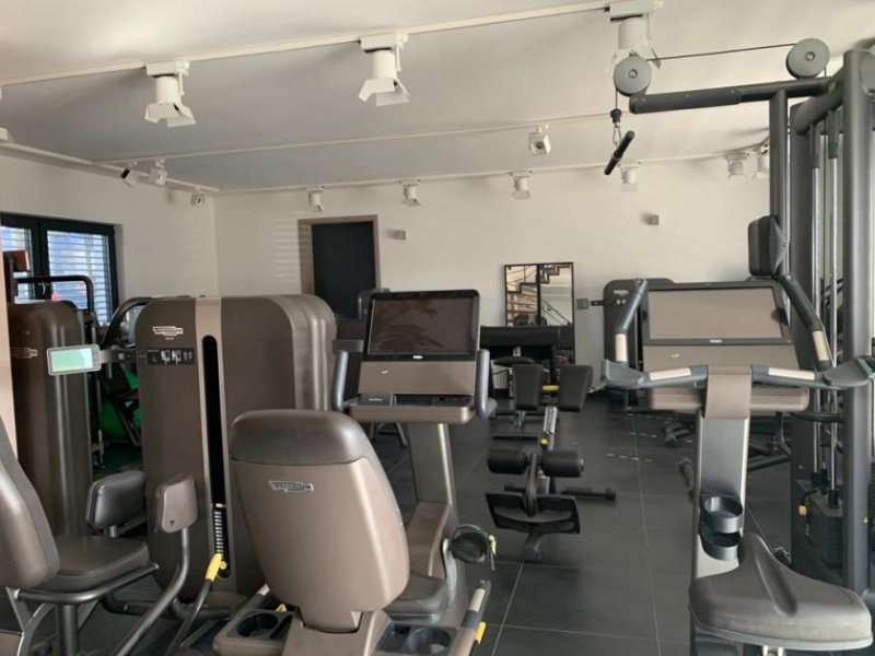 Neu-Ulm Gewerberäume, Ausstellung mit Büroräume in Neu-Ulm Stadtnahe Lage Gewerbe mieten