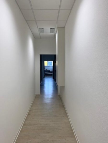Neu-Ulm Renovierte Büroflächen,Schulungsräume in Neu-Ulm im Gewerbegebiet Gewerbe mieten