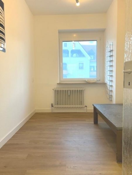 Senden (Landkreis Neu-Ulm) Büro ,Gewerberäume ,Ehemalige Zahnarztpaxis , frequentierte Lage in Senden-Iller Gewerbe mieten