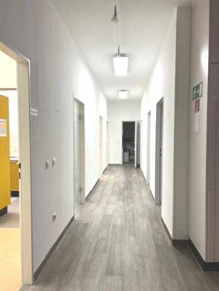 Senden (Landkreis Neu-Ulm) Büro ,Gewerberäume ,Ehemalige Zahnarztpaxis , frequentierte Lage in Senden-Iller Gewerbe mieten