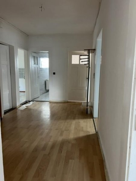 Giengen an der Brenz 4 Zi. Whg.im 3 Fam.Haus mit Gartennutzung zur Miete im EG. in Giengen a.d.Brenz Wohnung mieten