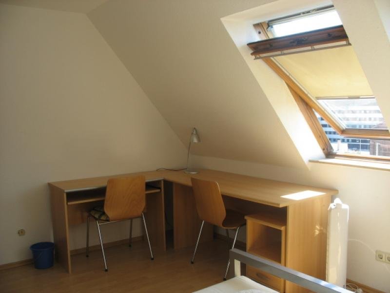 Nürnberg ... hier brauchen Sie nur die Koffer auspacken und einziehen... alles ist vorhanden Wohnung mieten