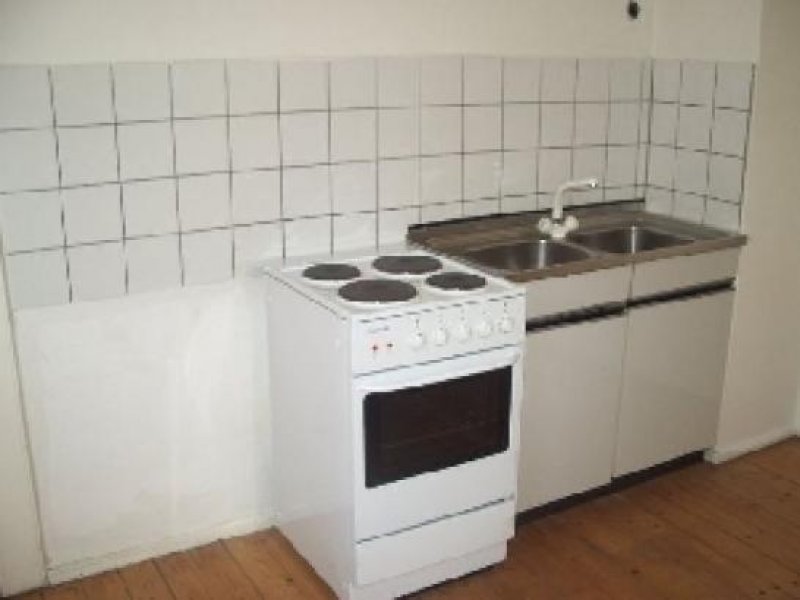 Nürnberg N-Seeleinsbühl: 1-Zi-Whg. (3. OG oh. Lift), Holzdielenböden, Bad m. Badewanne - provisionsfrei Wohnung mieten