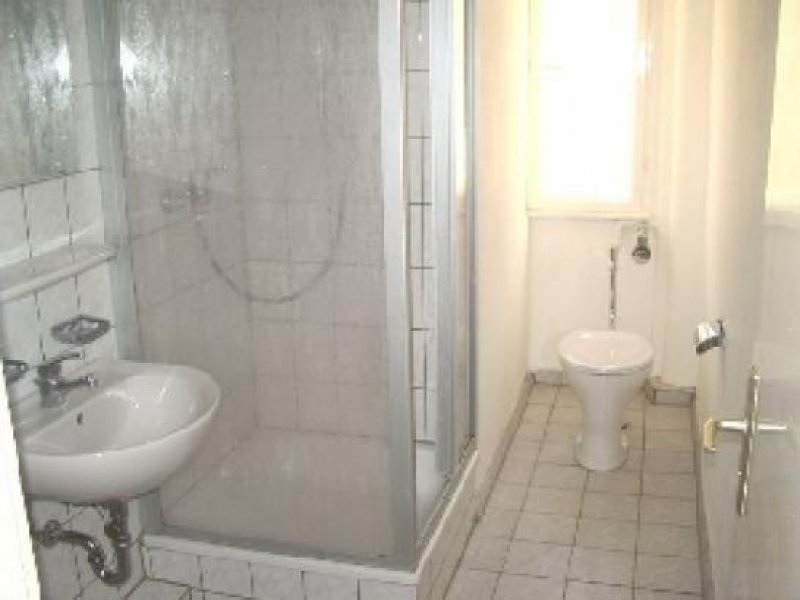 Nürnberg N-Seeleinsbühl: 1-Zi-Whg. (3. OG oh. Lift), Holzdielenböden, Bad m. Badewanne - provisionsfrei Wohnung mieten