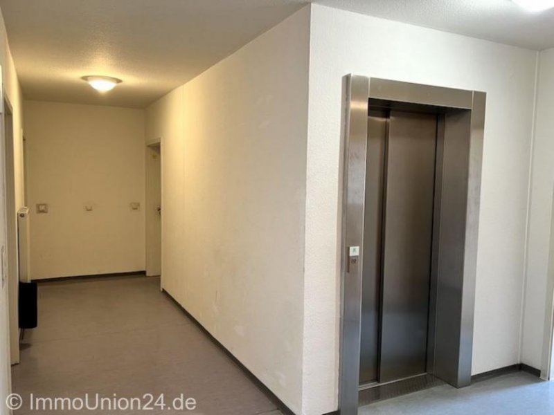 Nürnberg 395,- für kompakte 1 Zimmer 25 qm Südstadtwohnung ideal für Singles - Studenten - Pendler Wohnung mieten