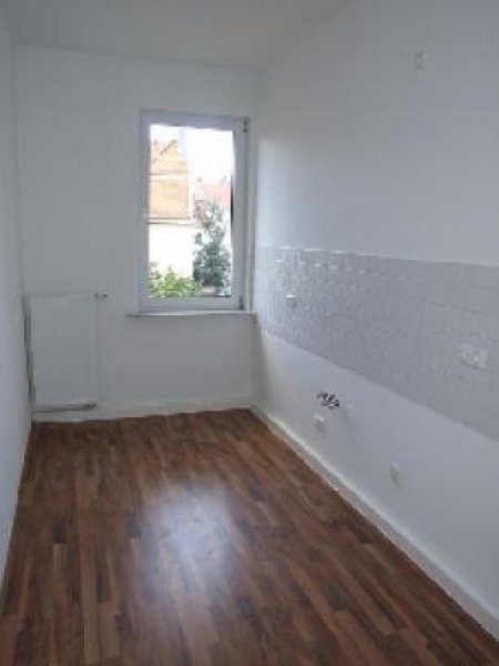 Nürnberg N-Bleiweiß: 2-Zi-Whg. (3. OG oh. Lift), Bad m. Badewanne, Balkon - ERSTBEZUG n. Renovierung Wohnung mieten