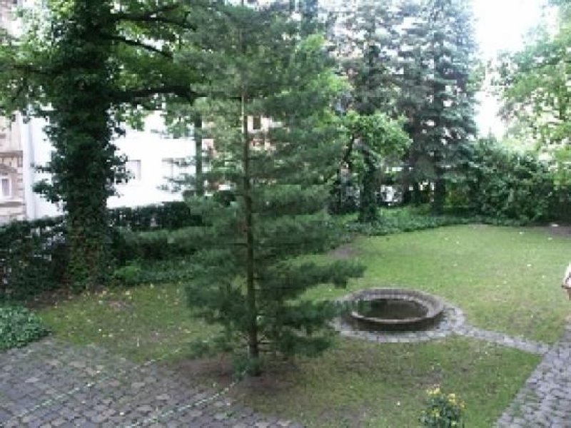 Nürnberg N-St.Peter: 5-Zi-Whg. (EG) in repräsentativer Villa, Parkett, EBK, Gartennutzung, Stellplatz Wohnung mieten