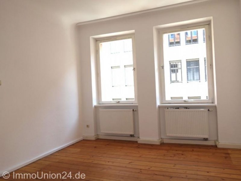 Nürnberg SOFORT freie 2,5 Zimmer 6 4 qm + SONNEN- BALKON + helles Bad in ruhiger Wohnlage von SCHOPPERSHOF Wohnung mieten