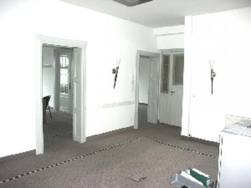 Nürnberg (Schoppershof) N-Schoppershof: 4-Zi-Jugendstil-Büro (3. OG oh. Lift) - PROVISIONSFREI Gewerbe mieten