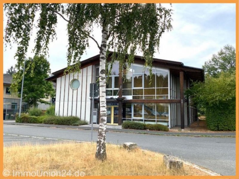 Wendelstein Repräsentative 880 qm Gewerbeimmobilie – vielseitig nutzbar und verkehrsgünstig gelegen Gewerbe mieten