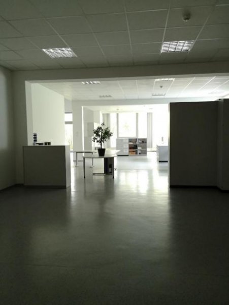 Langenzenn Büro & flex. Gewerbeflächen z.B. für Praxis, Kanzlei, Ausstellung, Lager, Physio - Langenzenn Gewerbe mieten