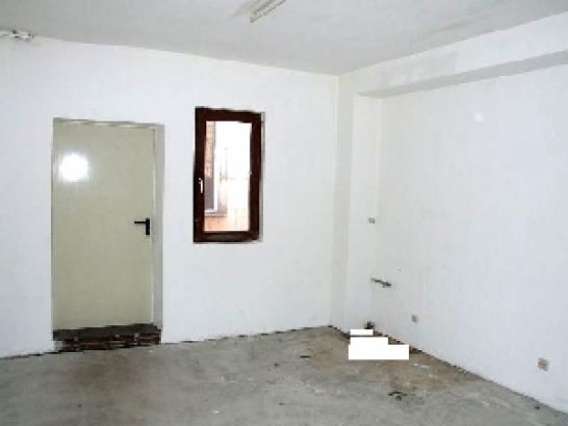 Fürth FÜ-City: 3-Zi-Loft (1. OG oh. Lift), komplett neues Bad, zentrale Lage Wohnung mieten