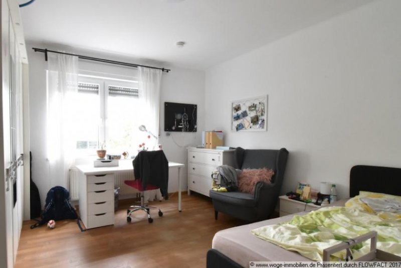 Höchstadt an der Aisch 4-Zi-Whg mit EBK, Kachelofen, großer Terrasse, Garten und Garage Wohnung mieten