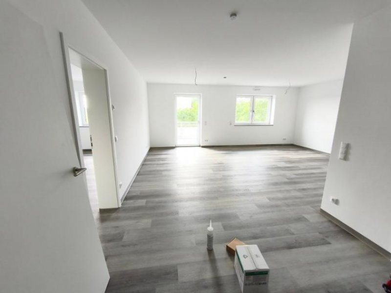 Adelsdorf (Landkreis Erlangen-Höchstadt) 2 Zi. Wohnung (Nr. 8) im OG mit Balkon Wohnung mieten