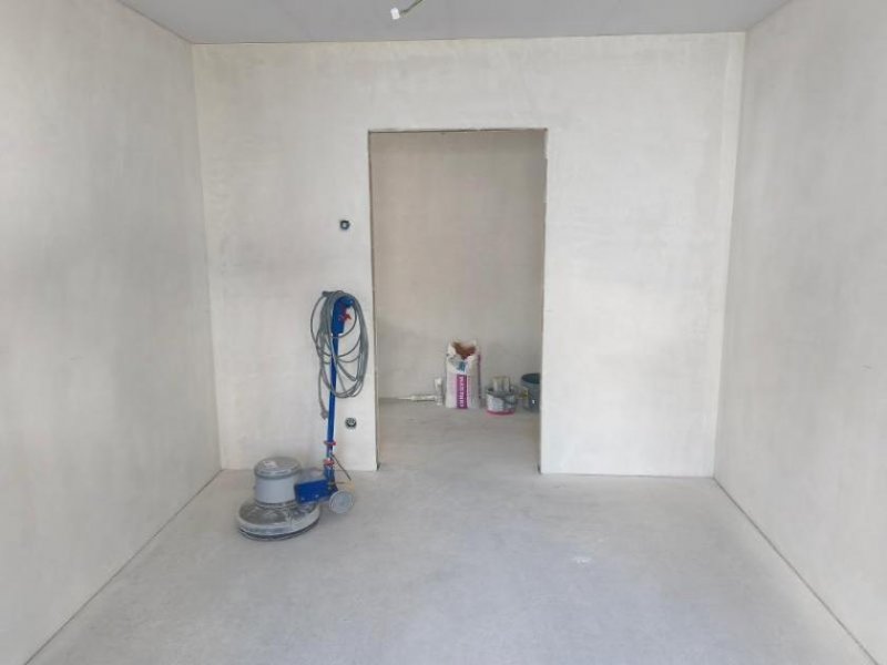 Adelsdorf (Landkreis Erlangen-Höchstadt) 4 Zi. Neubauwohnung (Nr. 7) im OG mit Balkon Wohnung mieten