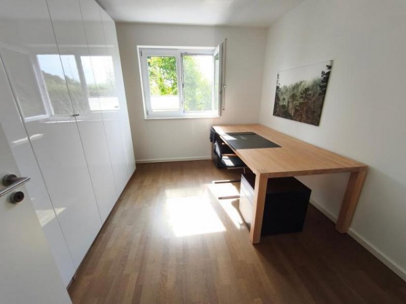 Heroldsbach 3 Zi. Wohnung (möbliert) im EG mit Terrasse, Carport und Stellplatz Wohnung mieten