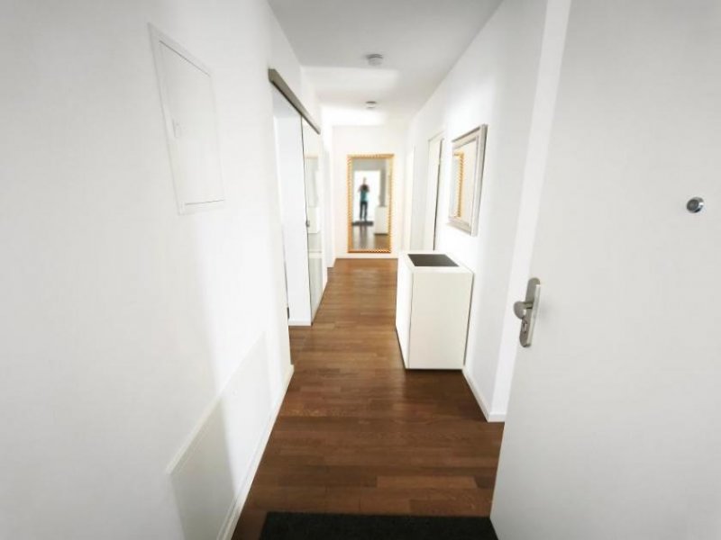 Heroldsbach 3 Zi. Wohnung (möbliert) im EG mit Terrasse, Carport und Stellplatz Wohnung mieten