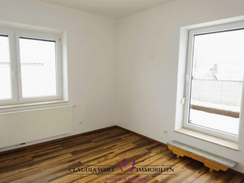 Feuchtwangen *** RUHIG UND DOCH ZENTRAL! – Tolle 3-Zi.-Wohnung in Feuchtwangen Altstadtnähe *** Wohnung mieten