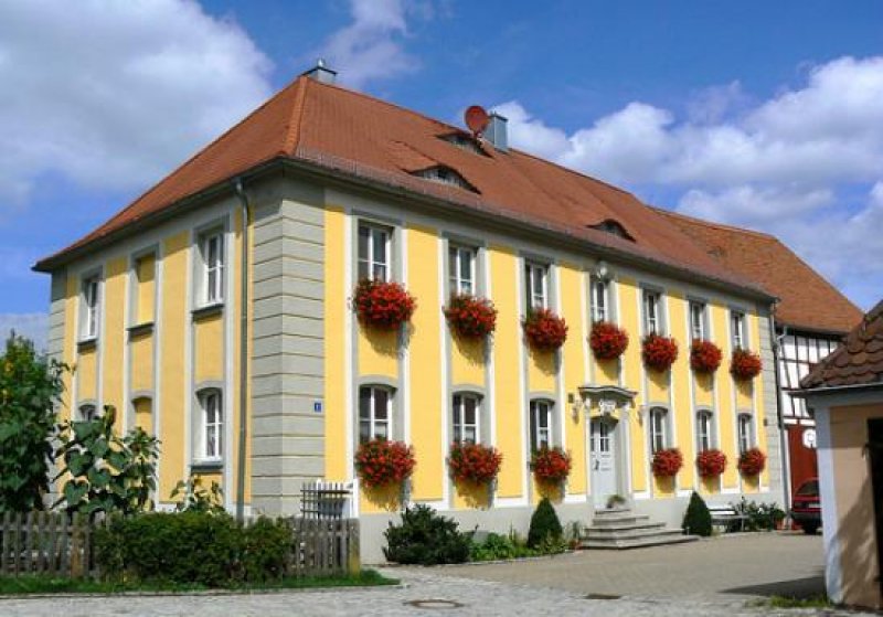 Flachslanden Komf. voll möblierte 2-Zimmer-Wohnung Wohnung mieten