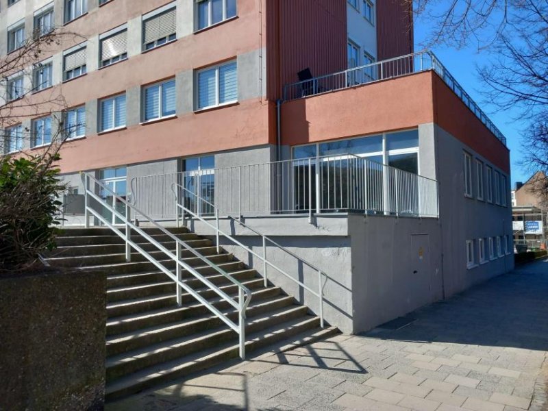 Hof 58104a - Einzelhandelsfläche am Bahnhofsplatz Gewerbe mieten
