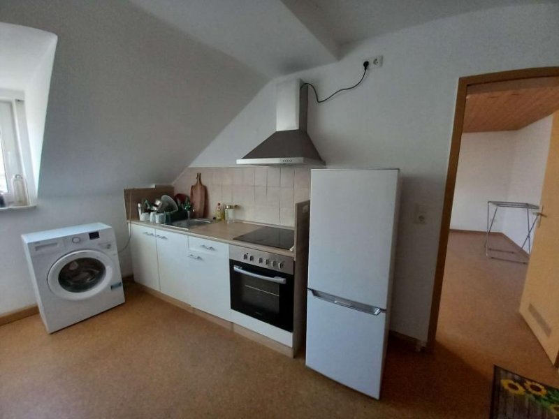 Hof H- 41002 - Dachgeschosswohnung mit Einbauküche im Stadtzentrum Wohnung mieten
