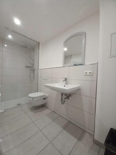 Hof H-43014 - Möblierte 3-Zimmer-Wohnung in FH-Nähe Wohnung mieten
