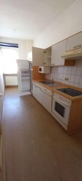 Hof H-43015 - Stilvolle 3-Zimmer-Altbauwohnung mit Einbauküche im Stadtzentrum von Hof Wohnung mieten