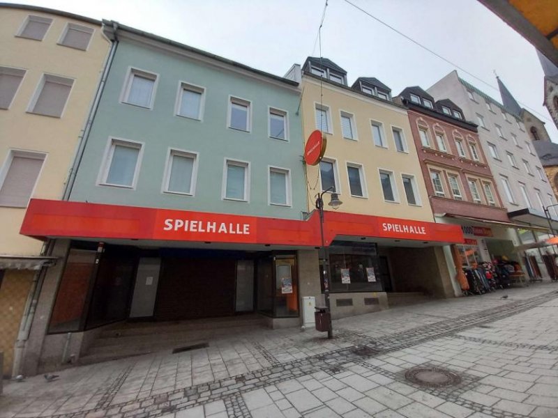 Hof H-48001 - Große Gewerbefläche in attraktiver Lage Gewerbe mieten