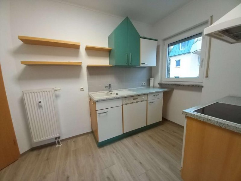 Hof H-53157 - Moderne Wohnung mit Aufzug und Einbauküche Wohnung mieten