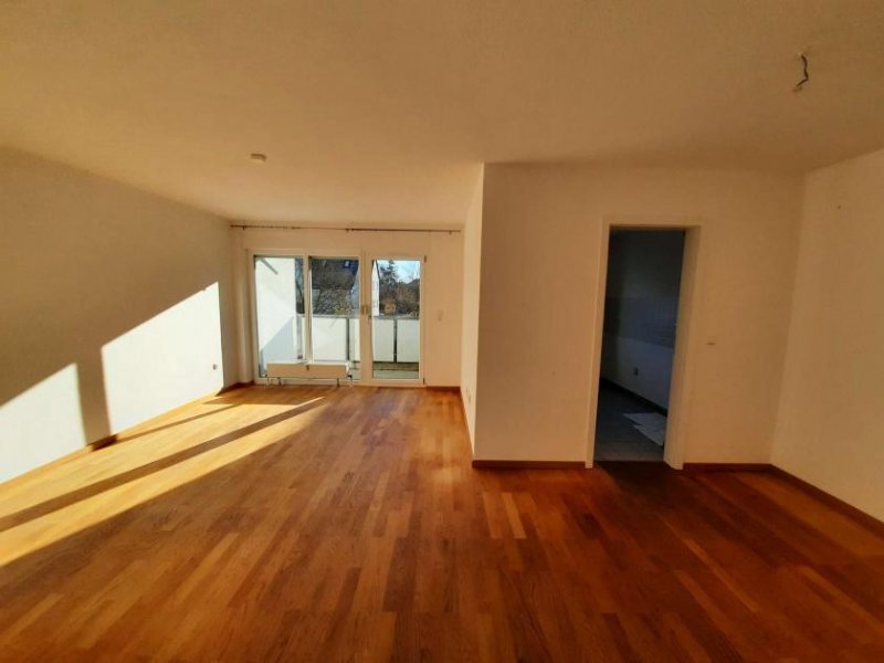 Hof H-52162 - 2-Zimmer-Wohnung mit Balkon am Vogelherd Wohnung mieten