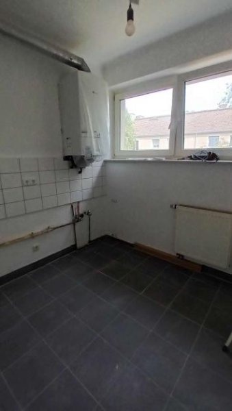 Hof H-53121 - Helle 3-Zimmer-Wohnung mit Tageslichtbad Wohnung mieten