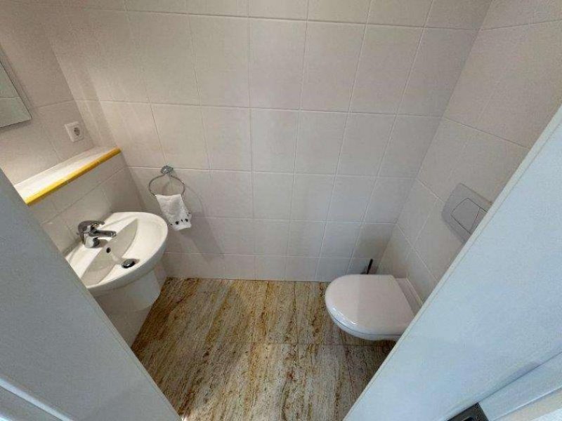 Hof H-53161 - Moderne Wohnung mit Loggia am Bismarckturm Wohnung mieten