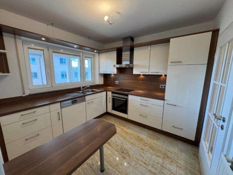 Hof H-53161 - Moderne Wohnung mit Loggia am Bismarckturm Wohnung mieten