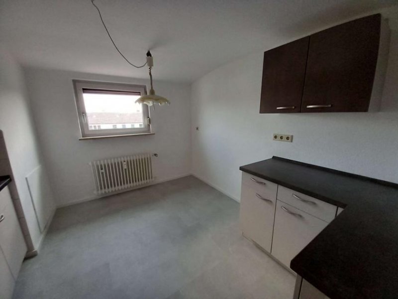 Hof H-43017b - Moschendorf: 3-Zi.-Wohnung mit Einbauküche Wohnung mieten